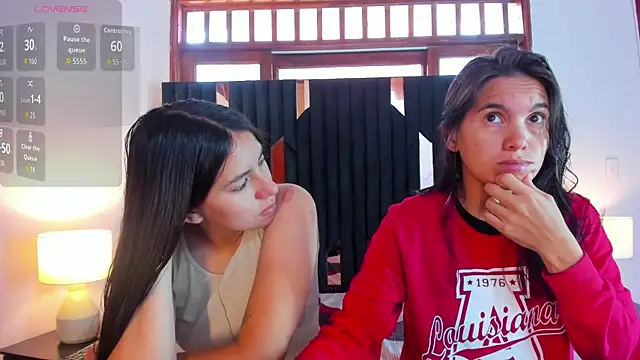 Snapshot of Sofy_and_Mia chatting on 14, 11, 2025 Sofy and Mia online show from 14, 11, 2025