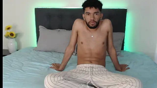 Snapshot of andresnoir_ chatting on 7, 10, 2025 andresnoir online show from 7, 10, 2025