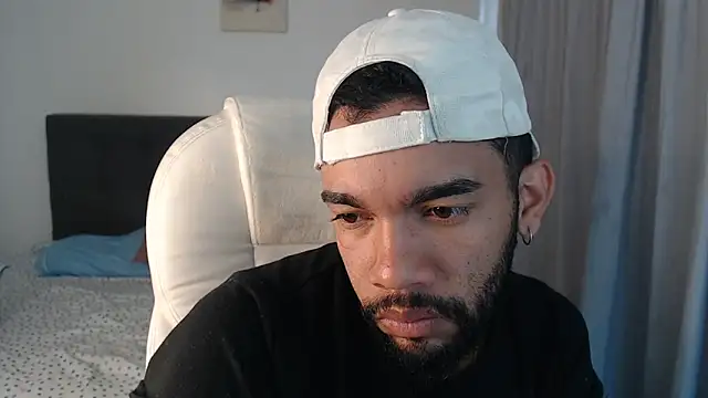 Snapshot of andresnoir_ chatting on 3, 11, 2025 andresnoir online show from 3, 11, 2025