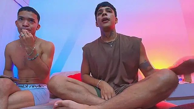 Snapshot of thomas_elg chatting on 19, 11, 2025 thomas elg online show from 19, 11, 2025