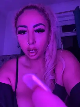 Snapshot of zara_bellexx chatting on 21, 11, 2025 zara bellexx online show from 21, 11, 2025