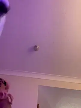 Snapshot of zara_bellexx chatting on 26, 11, 2025 zara bellexx online show from 26, 11, 2025