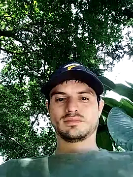 Snapshot of perrongo21 chatting on 25, 10, 2025 perrongo21 online show from 25, 10, 2025