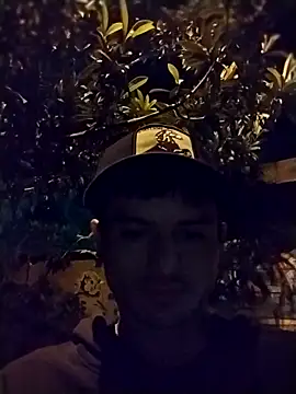 Snapshot of perrongo21 chatting on 28, 10, 2025 perrongo21 online show from 28, 10, 2025