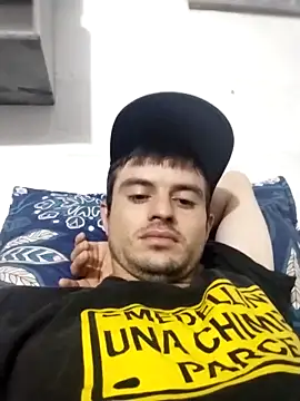 Snapshot of perrongo21 chatting on 29, 10, 2025 perrongo21 online show from 29, 10, 2025