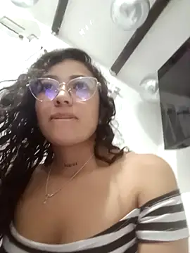 Camila-marinn online show from 19, 10, 2025