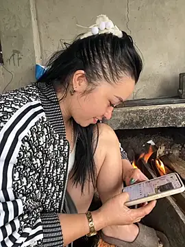 miemie-xx online show from 13, 11, 2025