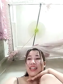 ladzy sexy online show from 10, 4, 2026