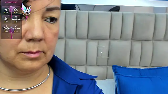Snapshot of tania_reyes_ chatting on 15, 10, 2025 tania reyes  online show from 15, 10, 2025