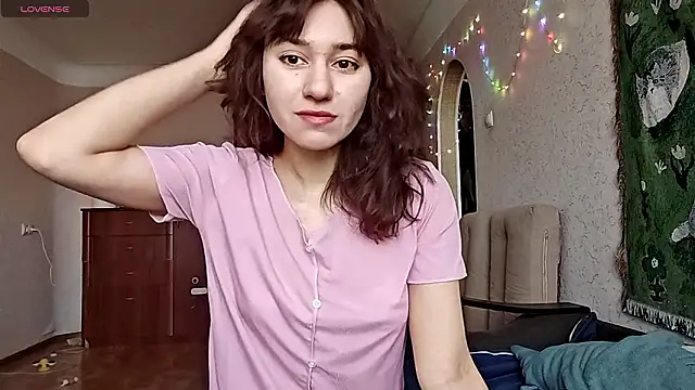 MiaLovelyOne online show from 13, 3, 2026