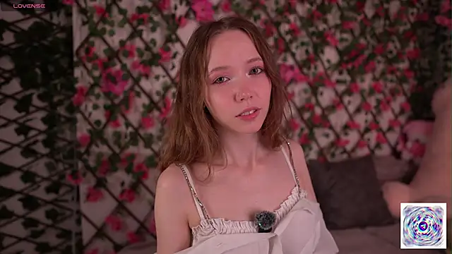 Petite Polly online show from 15, 11, 2025