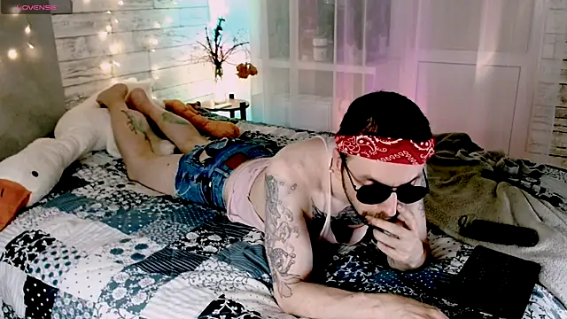 Snapshot of Markus_Rivas chatting on 11, 11, 2025 Markus Rivas online show from 11, 11, 2025