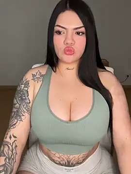 dulcemarianh  online show from 12, 2, 2026