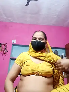 Snapshot of Ut_kanchna chatting on 28, 11, 2025 Ut kanchna online show from 28, 11, 2025