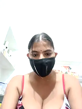 Snapshot of Hot_radhaji chatting on 17, 11, 2025 Hot radhaji online show from 17, 11, 2025