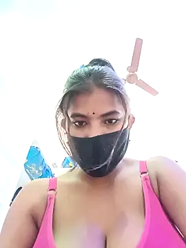 Hot radhaji online show from 4, 12, 2025