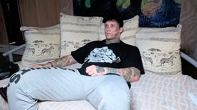 Snapshot of Anubisgods chatting on 14, 10, 2025 Anubisgods online show from 14, 10, 2025