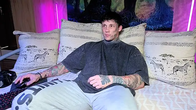 Snapshot of Anubisgods chatting on 18, 10, 2025 Anubisgods online show from 18, 10, 2025