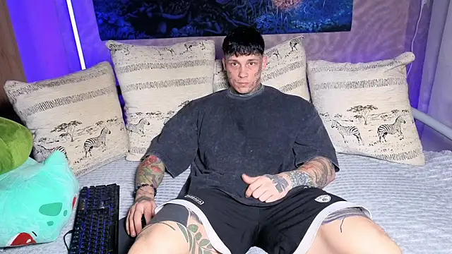 Snapshot of Anubisgods chatting on 15, 11, 2025 Anubisgods online show from 15, 11, 2025