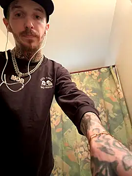 Snapshot of daddysway123 chatting on 1, 11, 2025 daddysway123 online show from 1, 11, 2025