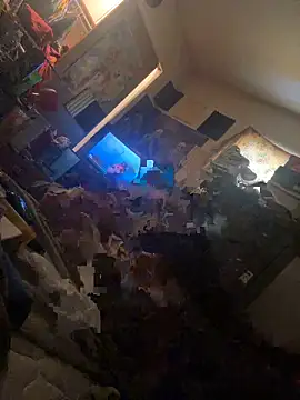 Snapshot of daddysway123 chatting on 16, 12, 2025 daddysway123 online show from 16, 12, 2025