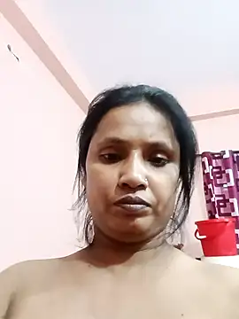 Snapshot of Megla879 chatting on 13, 10, 2025 Megla879 online show from 13, 10, 2025