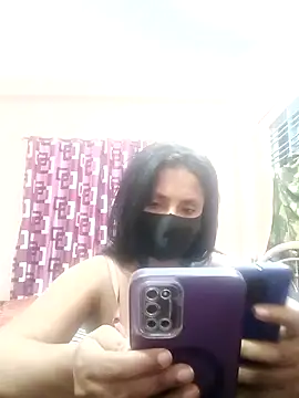 Snapshot of Megla879 chatting on 21, 10, 2025 Megla879 online show from 21, 10, 2025