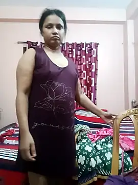 Snapshot of Megla879 chatting on 6, 11, 2025 Megla879 online show from 6, 11, 2025