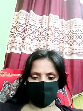 Snapshot of Megla879 chatting on 15, 11, 2025 Megla879 online show from 15, 11, 2025