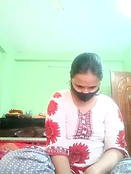 Snapshot of Megla879 chatting on 20, 11, 2025 Megla879 online show from 20, 11, 2025