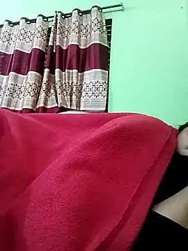 Snapshot of Megla879 chatting on 22, 11, 2025 Megla879 online show from 22, 11, 2025