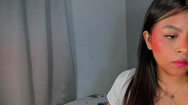 Jenn W online show from 8, 11, 2025