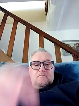 macdut67 online show from 13, 10, 2025