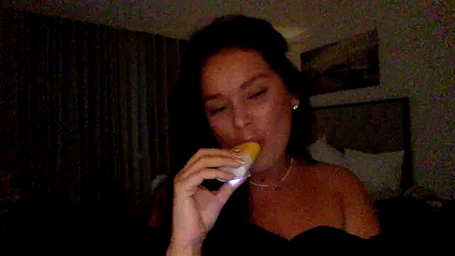 Snapshot of Fayronna chatting on 10, 2, 2026 Fayronna online show from 10, 2, 2026