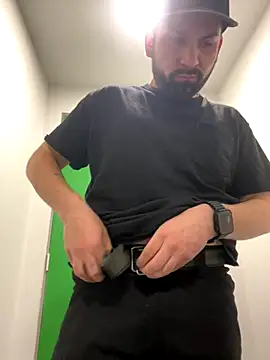 Snapshot of Nasho172737 chatting on 26, 11, 2025 Nasho172737 online show from 26, 11, 2025