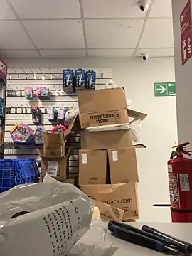 Snapshot of Nasho172737 chatting on 27, 11, 2025 Nasho172737 online show from 27, 11, 2025