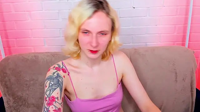 LikiLips online show from 19, 5, 2026