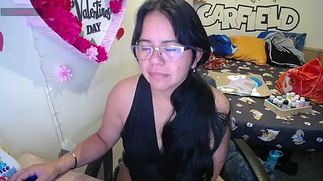 Snapshot of Miss__kendra_ chatting on 10, 6, 2026 Miss kendra online show from 10, 6, 2026