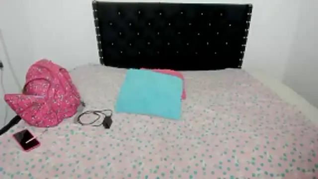 Snapshot of CAROLINA_SEX10 chatting on 15, 11, 2025 CAROLINA SEX10 online show from 15, 11, 2025