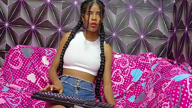 thianahorny online show from 7, 10, 2025