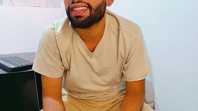 Snapshot of onlymen2025 chatting on 13, 12, 2025 onlymen2025 online show from 13, 12, 2025