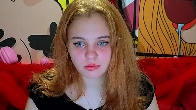 Snapshot of SnowWhiti chatting on 5, 11, 2025 SnowWhiti online show from 5, 11, 2025