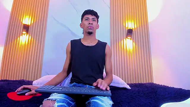 Ethan thouse online show from 9, 10, 2025