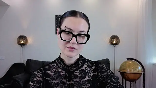 Snapshot of Marie_Fitch chatting on 4, 6, 2026 Marie Fitch online show from 4, 6, 2026
