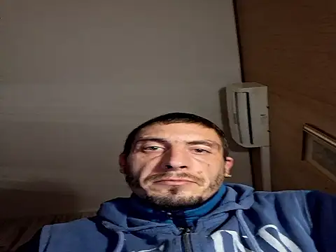 Snapshot of TeresaRufo chatting on 11, 11, 2025 TeresaRufo online show from 11, 11, 2025