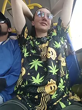 Lucy colee online show from 14, 11, 2025