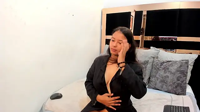 kaorybliss online show from 17, 12, 2025