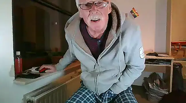 super-snoopy online show from 15, 12, 2024