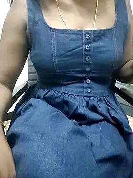 Tamilmallu-duskygirl03 online show from 21, 11, 2025