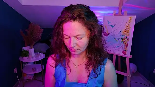 Snapshot of AuroraBorealis__ chatting on 4, 11, 2025 AuroraBorealis online show from 4, 11, 2025